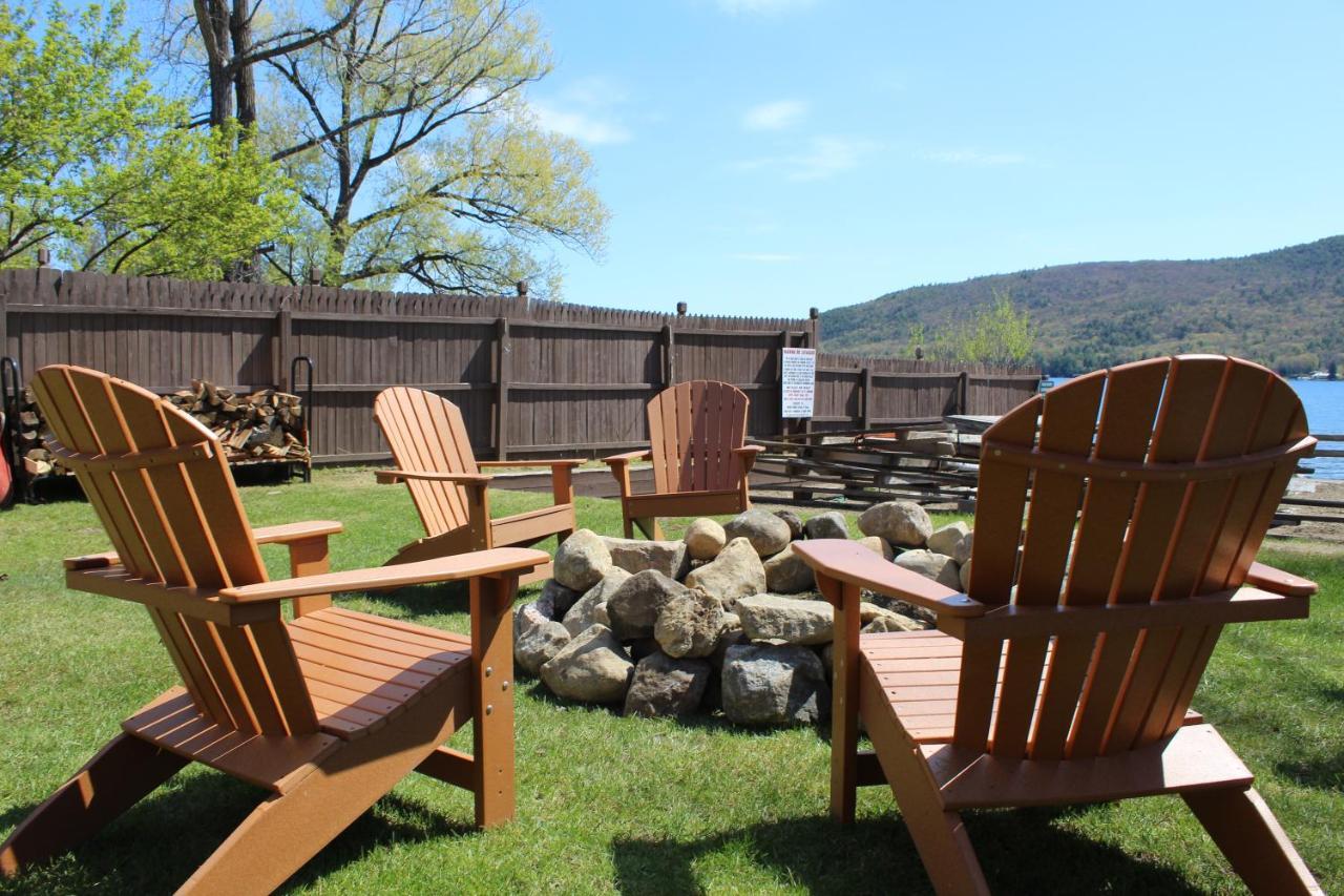 The Sundowner On Lake George Exterior photo